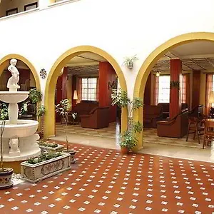 Hotel Complejo Los Pintores